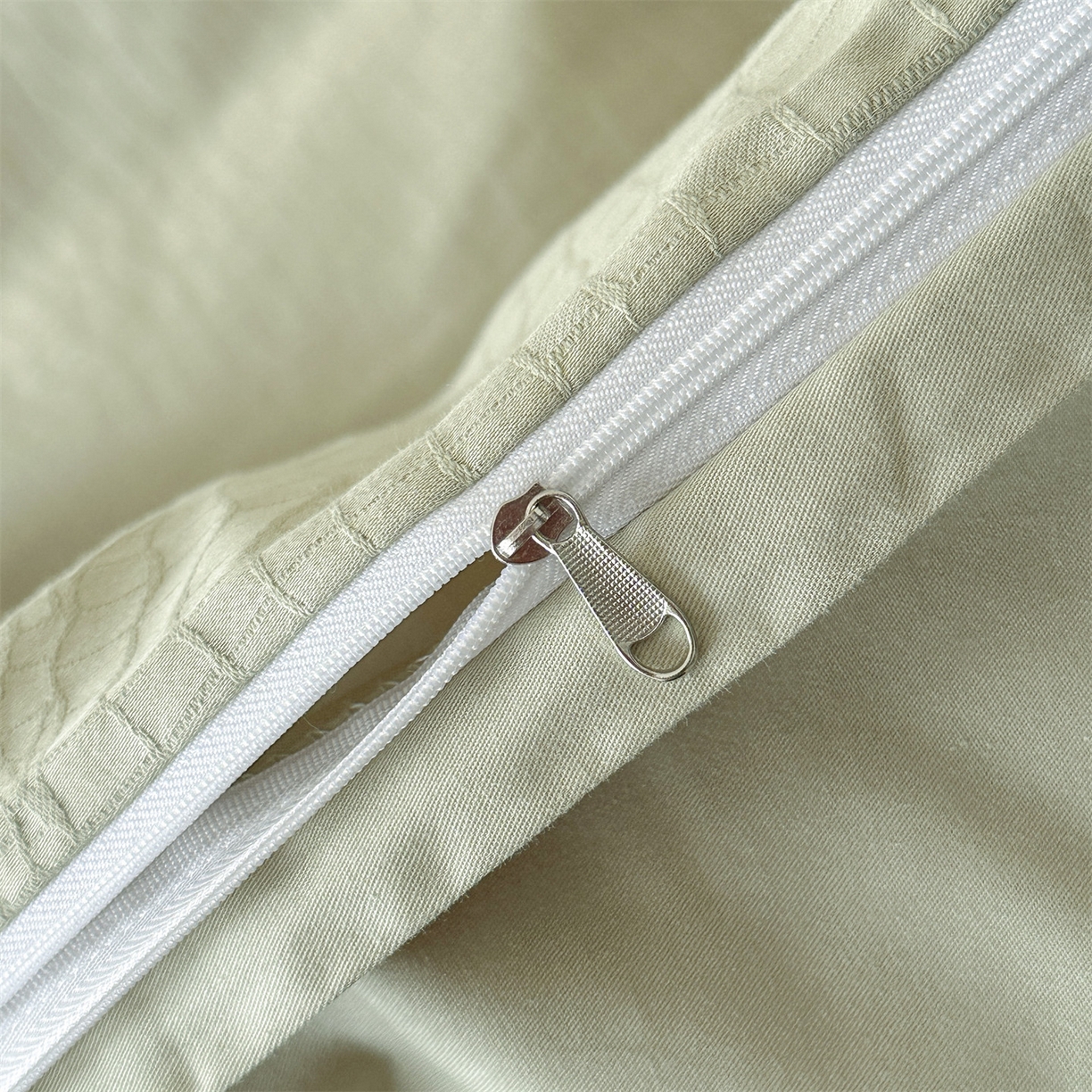 91家纺网 家纺一手货源 找家纺 恒爱家纺 2026春夏新款全棉纯棉提花四件套 鳄鱼纹-绿