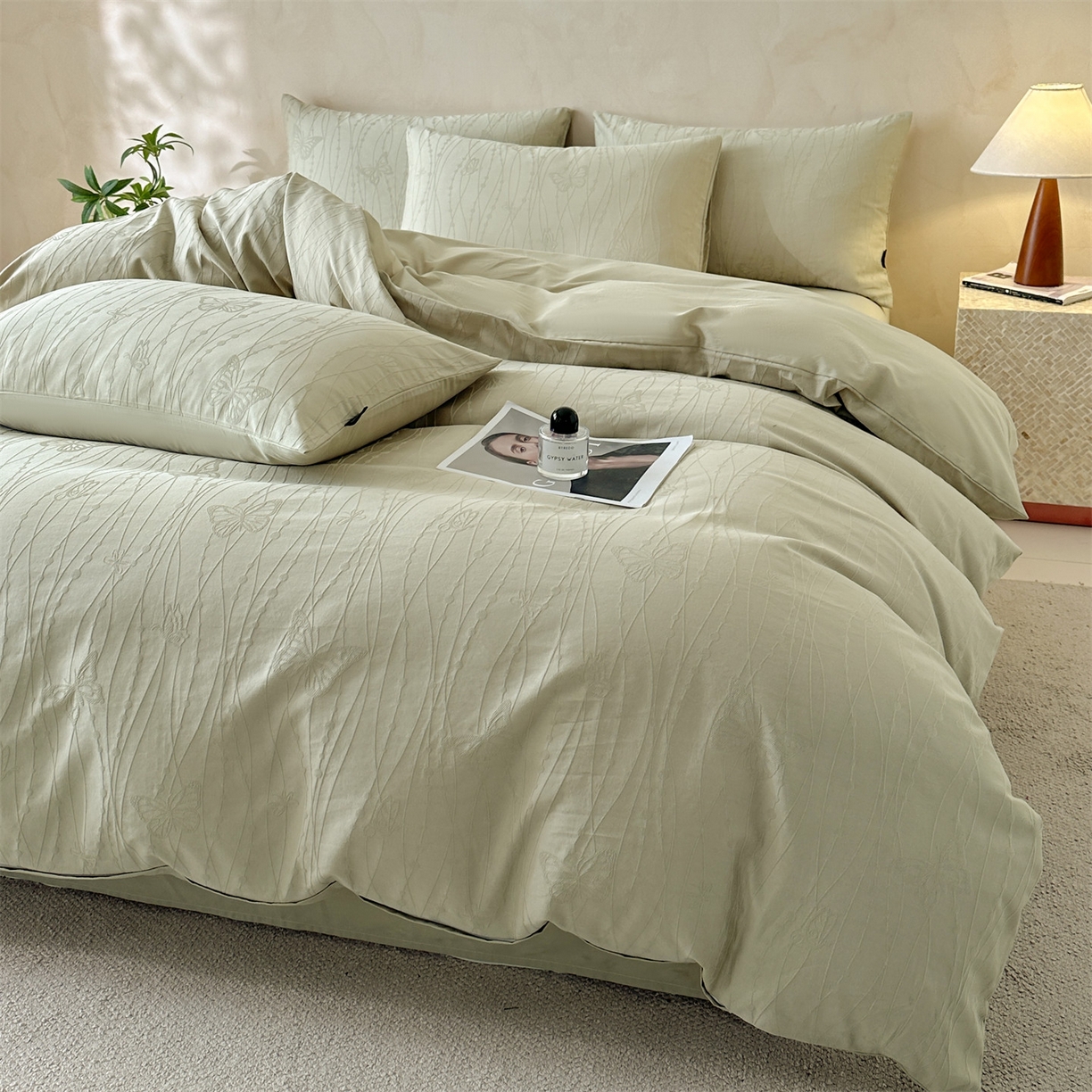 91家纺网 家纺一手货源 找家纺 恒爱家纺 2026春夏新款全棉纯棉提花四件套 千丝蝴蝶-绿