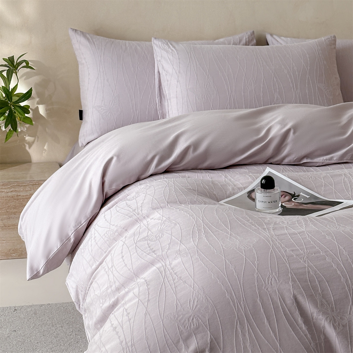 91家纺网 家纺一手货源 找家纺 恒爱家纺 2026春夏新款全棉纯棉提花四件套 千丝蝴蝶-紫