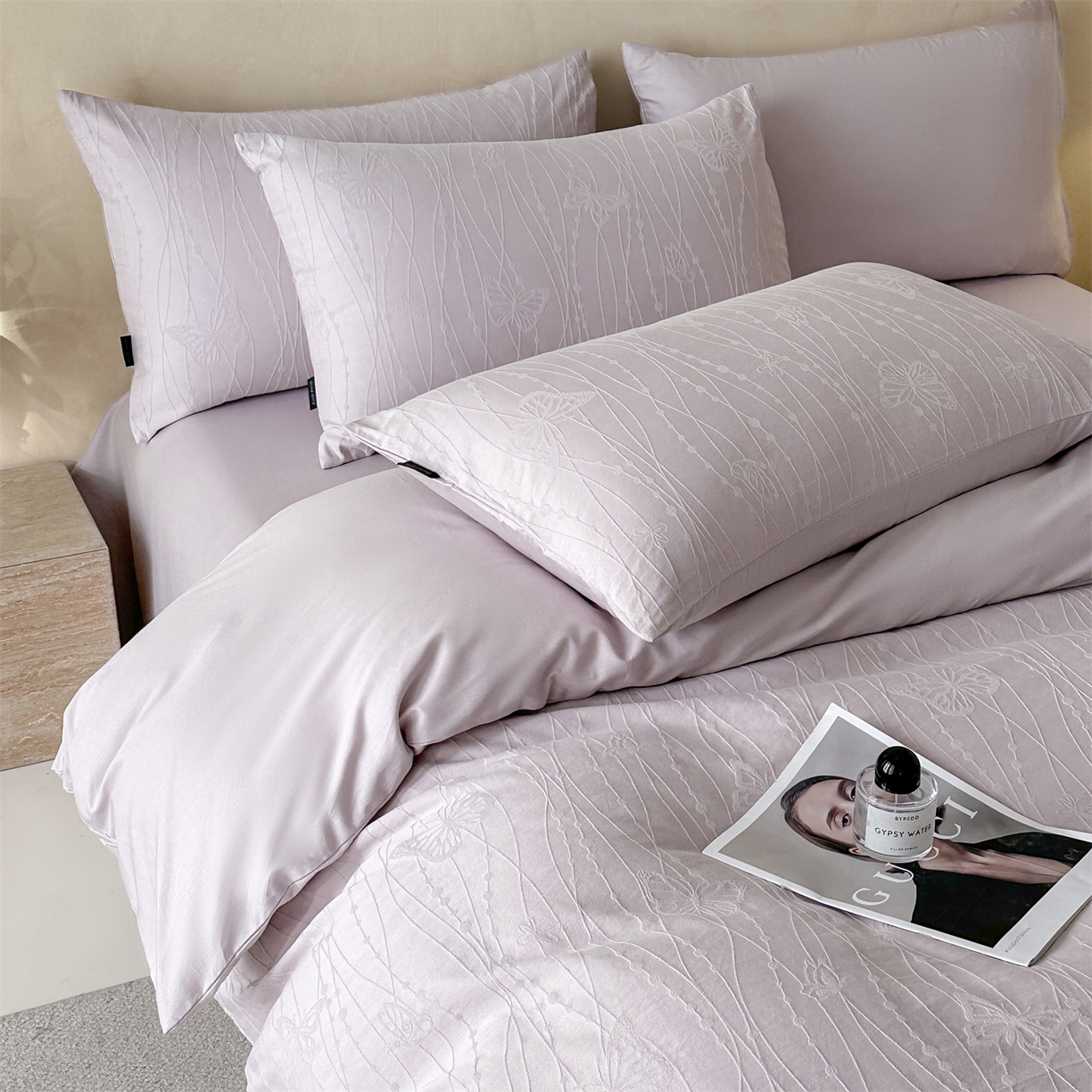 91家纺网 家纺一手货源 找家纺 恒爱家纺 2026春夏新款全棉纯棉提花四件套 千丝蝴蝶-紫