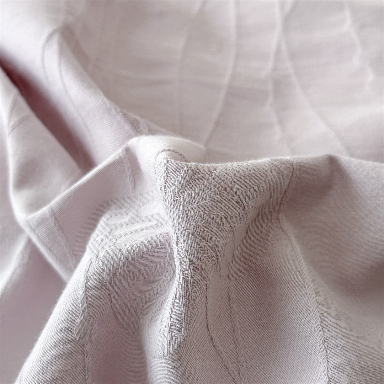 91家纺网 家纺一手货源 找家纺 恒爱家纺 2026春夏新款全棉纯棉提花四件套 千丝蝴蝶-紫