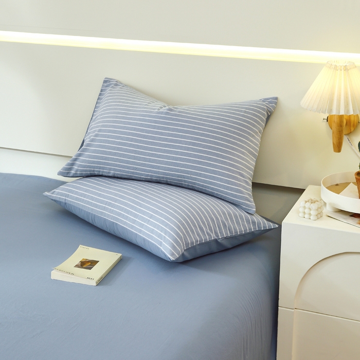 91家纺网 家纺一手货源 找家纺 春皖家纺 2026新款色织AB版水洗棉三件套四件套单品系列（单枕套风格一） 素雅-蓝条
