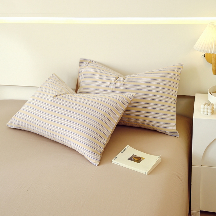 91家纺网 家纺一手货源 找家纺 春皖家纺 2026新款色织AB版水洗棉三件套四件套单品系列（单枕套风格一） 素雅-杏黄纹