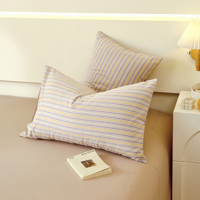 91家纺网 家纺一手货源 找家纺 春皖家纺 2026新款色织AB版水洗棉三件套四件套单品系列（单枕套风格一） 素雅-杏黄纹