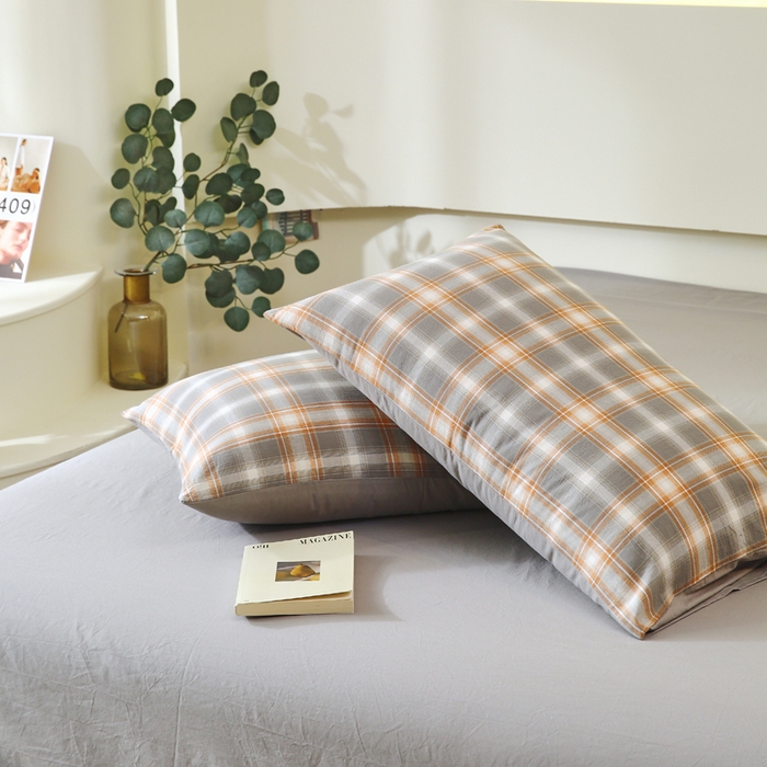 91家纺网 家纺一手货源 找家纺 春皖家纺 2026新款色织AB版水洗棉三件套四件套单品系列（单枕套风格一） 栗木-咖格