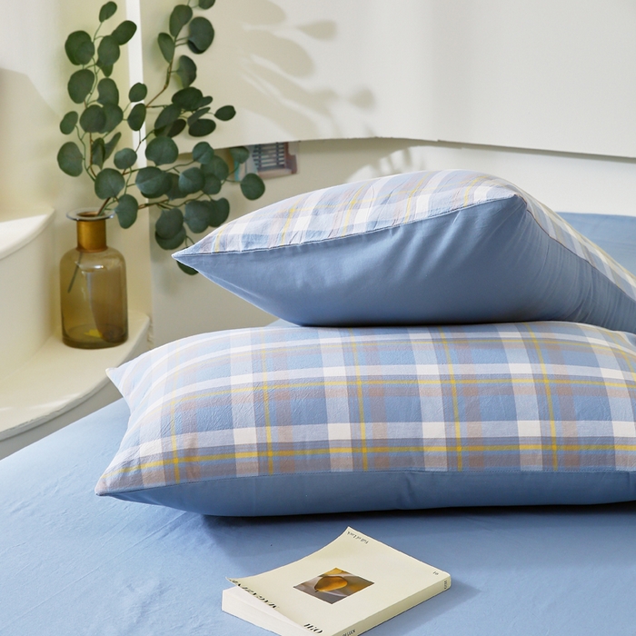 91家纺网 家纺一手货源 找家纺 春皖家纺 2026新款色织AB版水洗棉三件套四件套单品系列（单枕套风格一） 素雅-蓝格