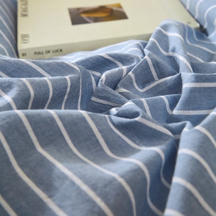 91家纺网 家纺一手货源 找家纺 春皖家纺 2026新款色织AB版水洗棉三件套四件套单品系列（单枕套风格一） 素雅-蓝条