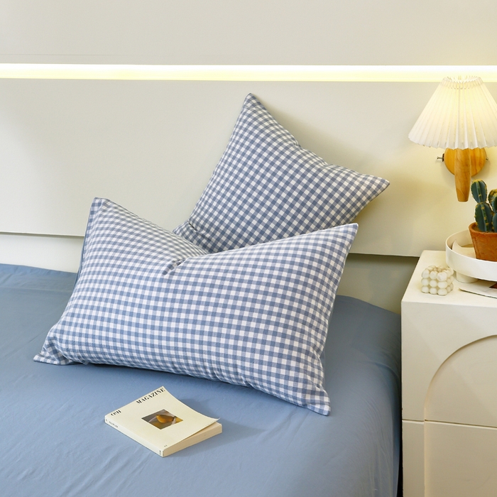 91家纺网 家纺一手货源 找家纺 春皖家纺 2026新款色织AB版水洗棉三件套四件套单品系列（单枕套风格一） 素雅-蓝小格