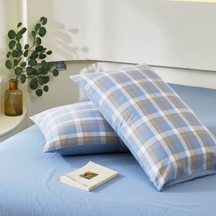 91家纺网 家纺一手货源 找家纺 春皖家纺 2026新款色织AB版水洗棉三件套四件套单品系列（单枕套风格一） 素雅-蓝格