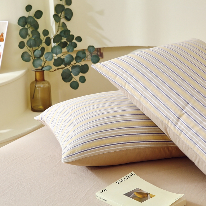 91家纺网 家纺一手货源 找家纺 春皖家纺 2026新款色织AB版水洗棉三件套四件套单品系列（单枕套风格一） 素雅-杏黄纹