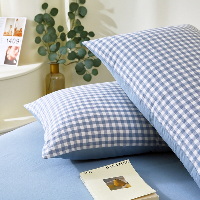 91家纺网 家纺一手货源 找家纺 春皖家纺 2026新款色织AB版水洗棉三件套四件套单品系列（单枕套风格一） 素雅-蓝小格