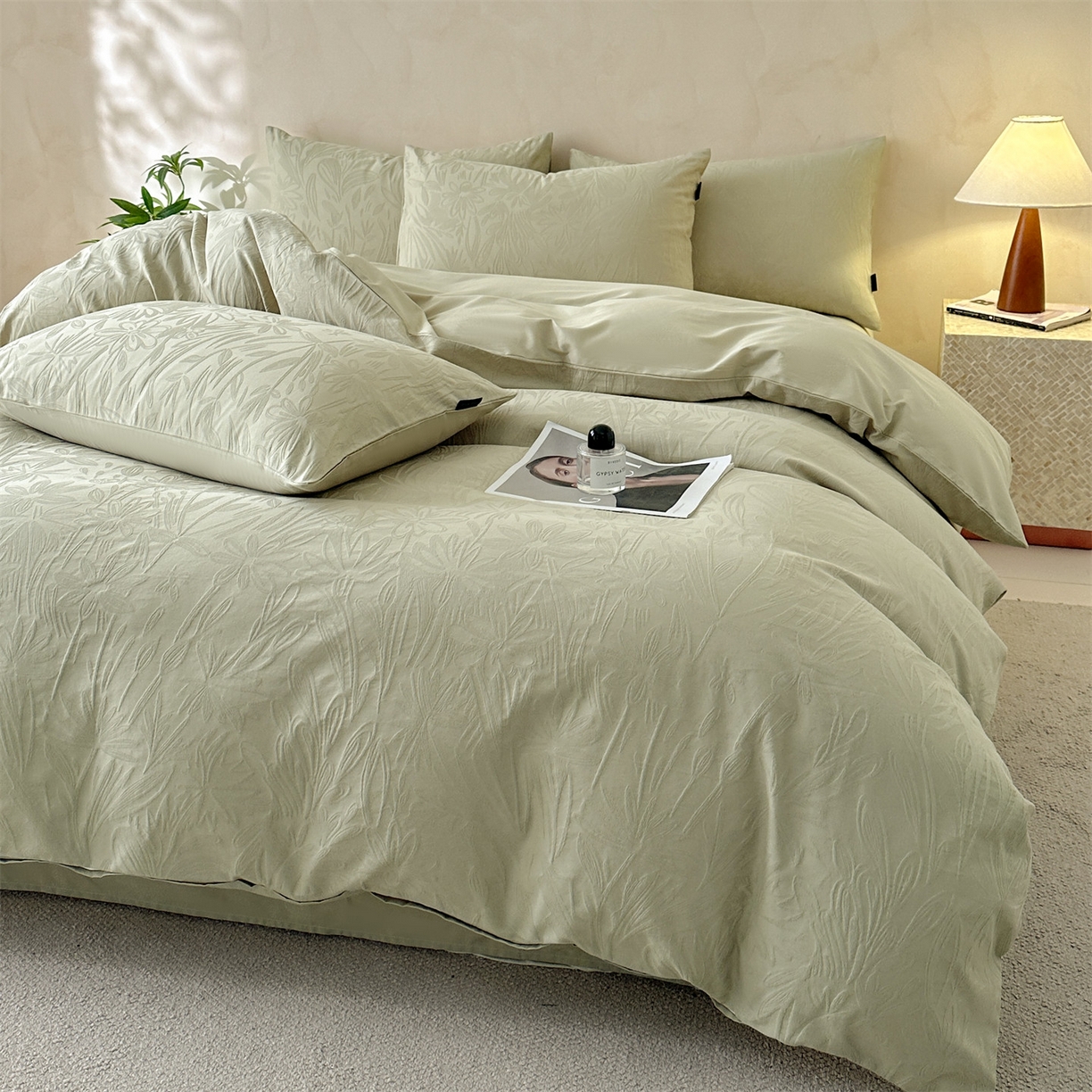 91家纺网 家纺一手货源 找家纺 恒爱家纺 2026春夏新款全棉纯棉提花四件套 向阳花开-绿