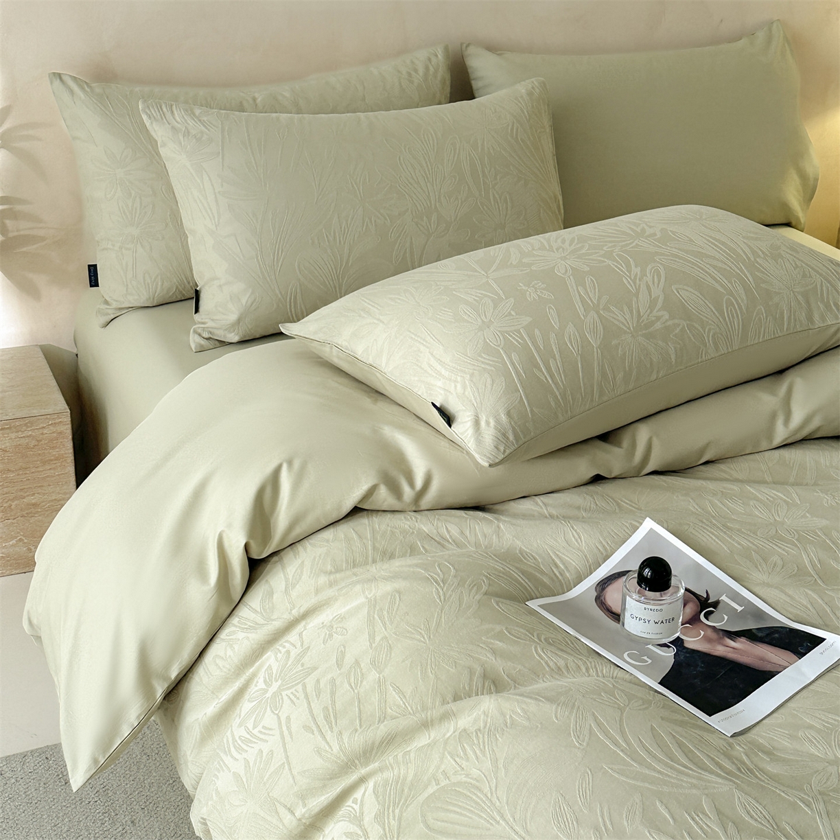 91家纺网 家纺一手货源 找家纺 恒爱家纺 2026春夏新款全棉纯棉提花四件套 向阳花开-绿