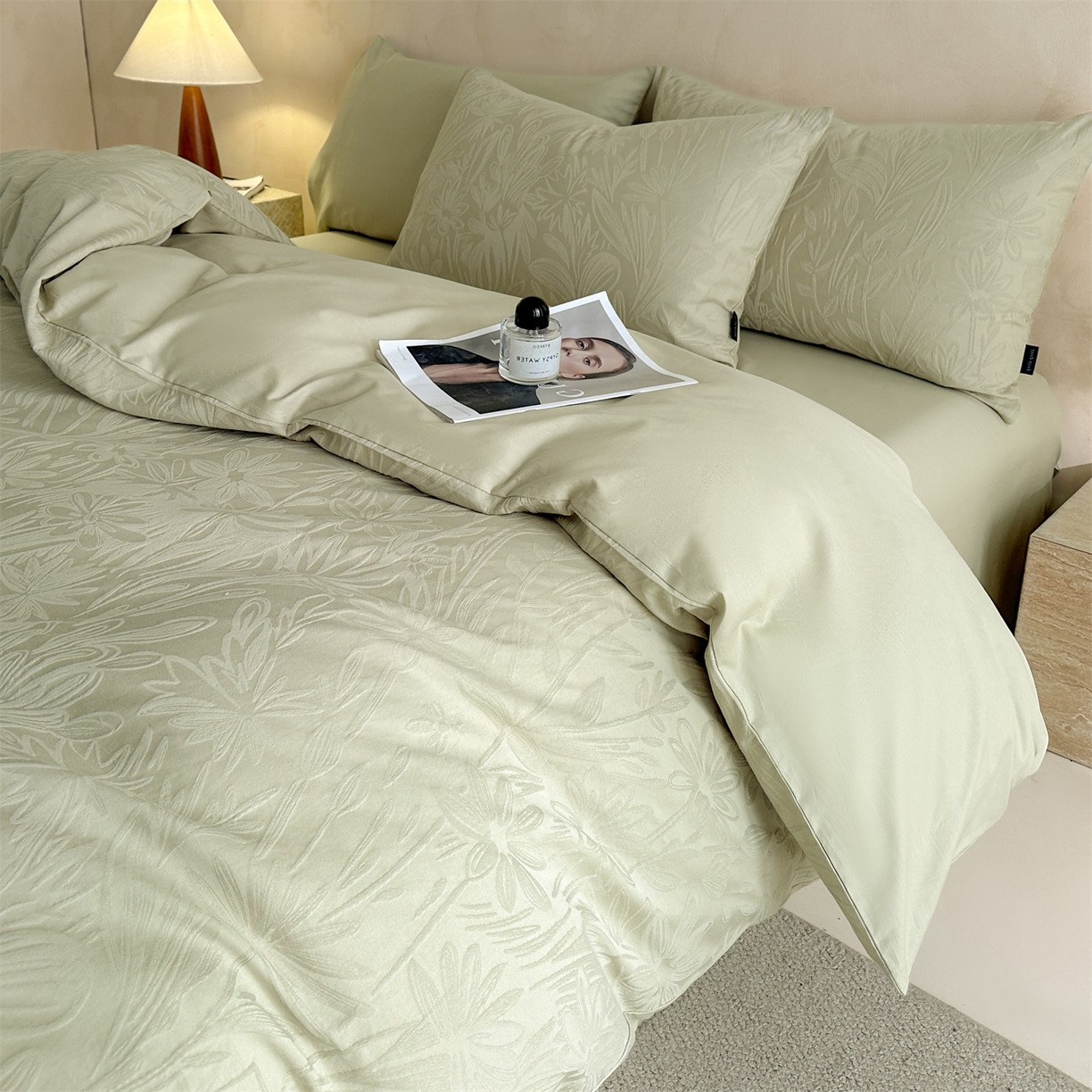 91家纺网 家纺一手货源 找家纺 恒爱家纺 2026春夏新款全棉纯棉提花四件套 向阳花开-绿