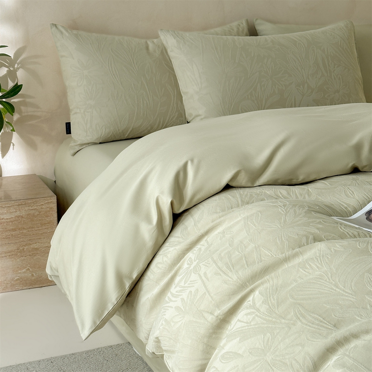 91家纺网 家纺一手货源 找家纺 恒爱家纺 2026春夏新款全棉纯棉提花四件套 向阳花开-绿