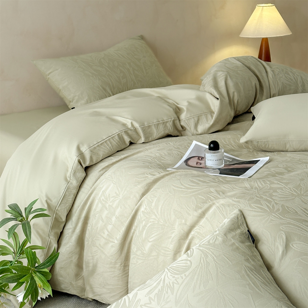 91家纺网 家纺一手货源 找家纺 恒爱家纺 2026春夏新款全棉纯棉提花四件套 向阳花开-绿