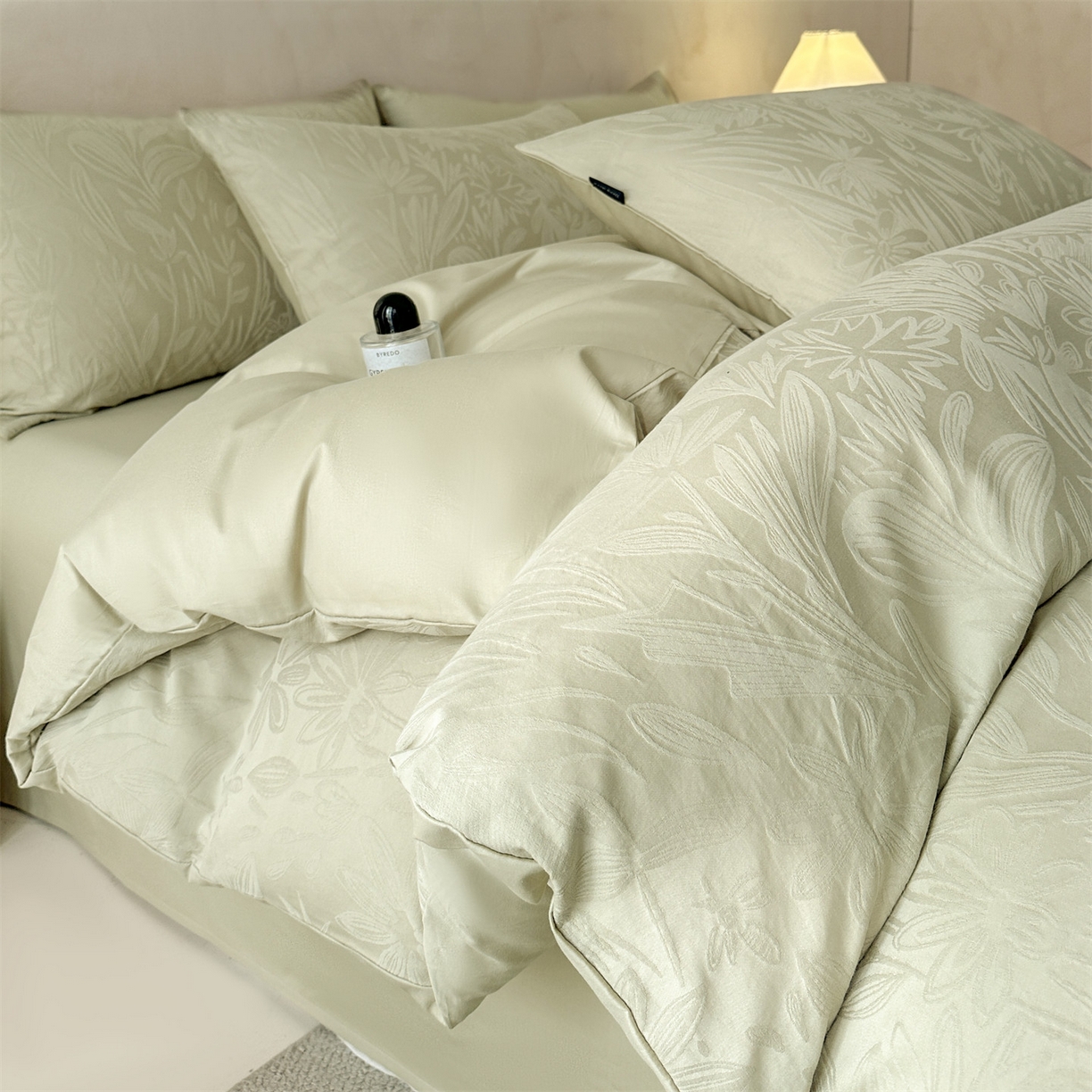 91家纺网 家纺一手货源 找家纺 恒爱家纺 2026春夏新款全棉纯棉提花四件套 向阳花开-绿