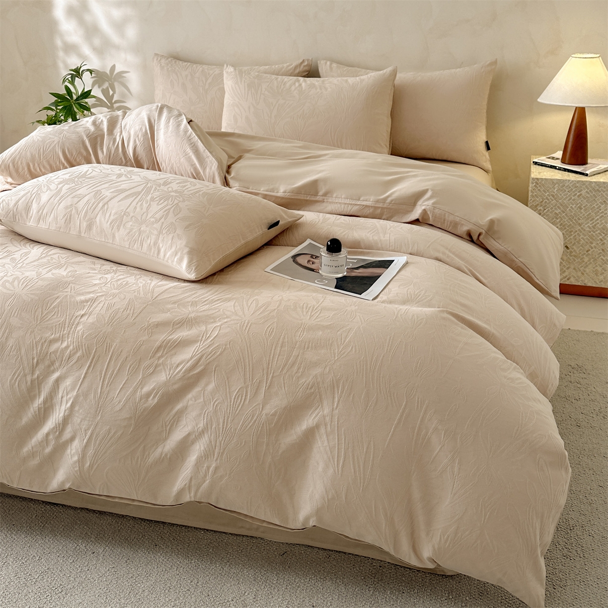 91家纺网 家纺一手货源 找家纺 恒爱家纺 2026春夏新款全棉纯棉提花四件套 向阳花开-米黄