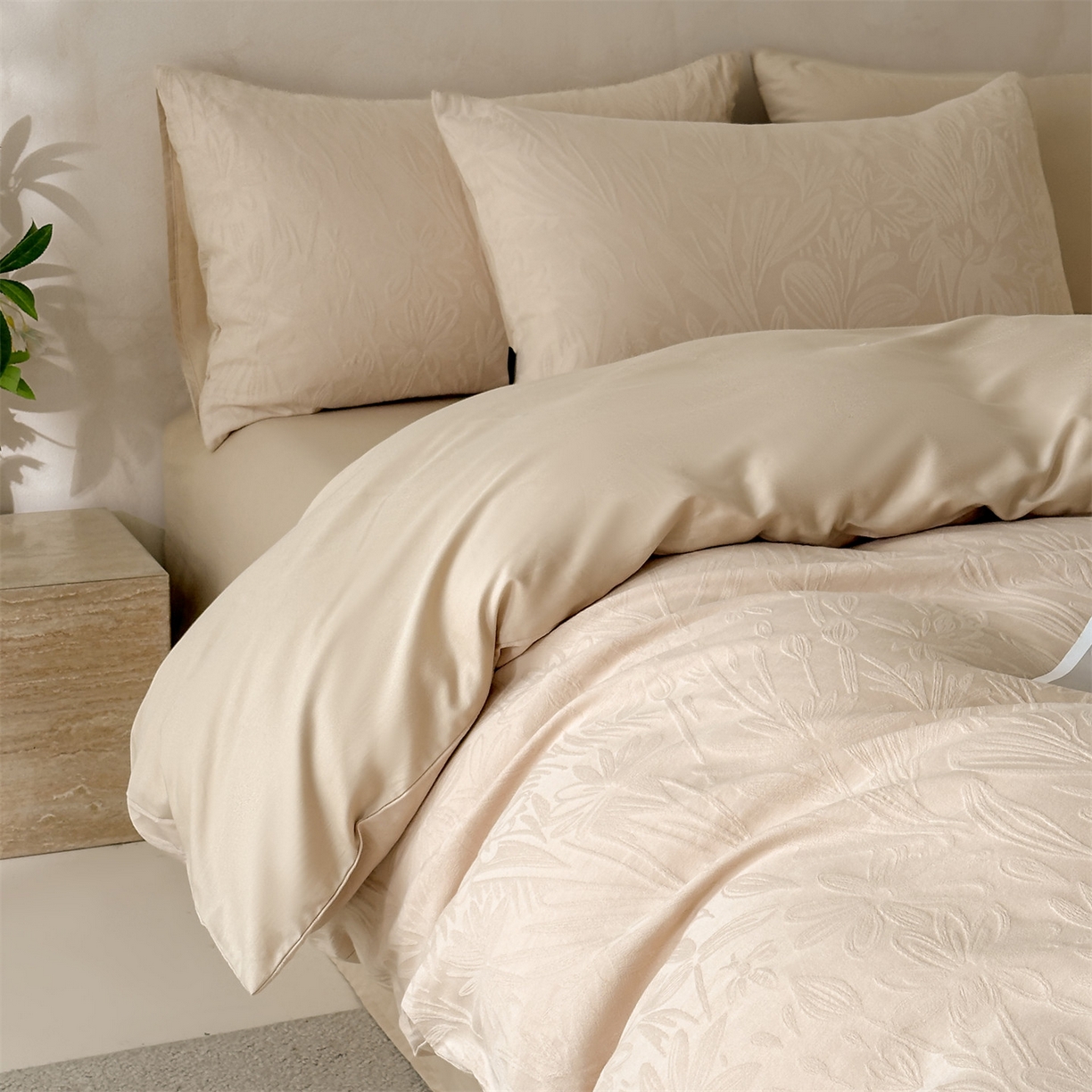 91家纺网 家纺一手货源 找家纺 恒爱家纺 2026春夏新款全棉纯棉提花四件套 向阳花开-米黄