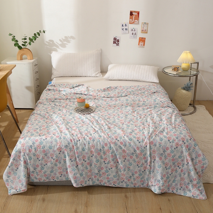 91家纺网 家纺一手货源 找家纺 薇玛仕 2026爆款新款印花凉感丝夏凉被空调被带氨自带凉感夏被 花海-蓝
