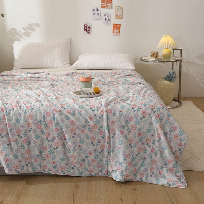 91家纺网 家纺一手货源 找家纺 薇玛仕 2026爆款新款印花凉感丝夏凉被空调被带氨自带凉感夏被 花海-蓝