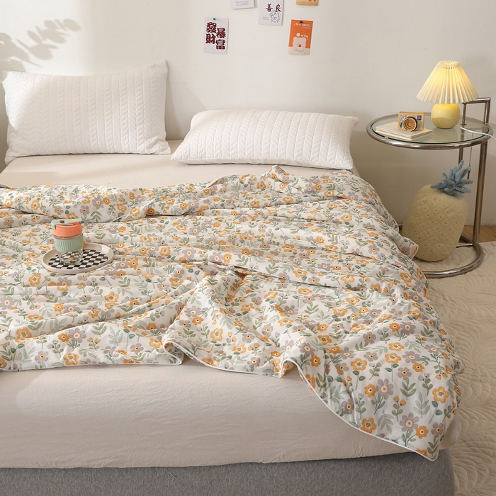 91家纺网 家纺一手货源 找家纺 薇玛仕 2026爆款新款印花凉感丝夏凉被空调被带氨自带凉感夏被 花海-绿