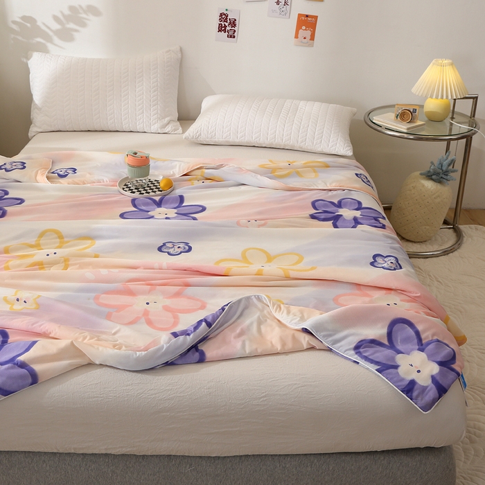 91家纺网 家纺一手货源 找家纺 薇玛仕 2026爆款新款印花凉感丝夏凉被空调被带氨自带凉感夏被 花颜