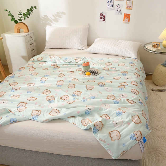 91家纺网 家纺一手货源 找家纺 薇玛仕 2026爆款新款印花凉感丝夏凉被空调被带氨自带凉感夏被 兔兔熊