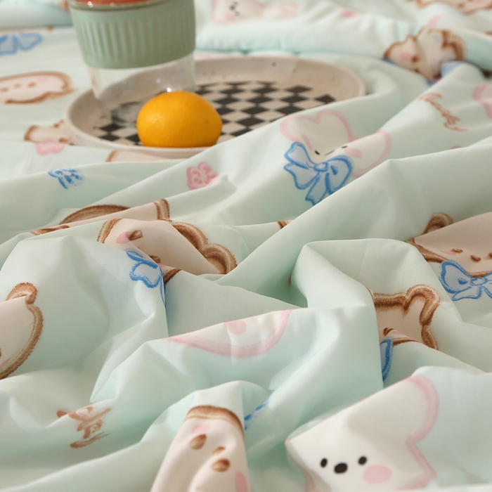 91家纺网 家纺一手货源 找家纺 薇玛仕 2026爆款新款印花凉感丝夏凉被空调被带氨自带凉感夏被 兔兔熊