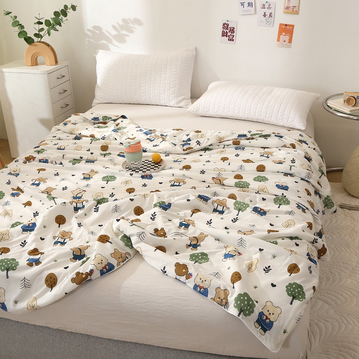 91家纺网 家纺一手货源 找家纺 薇玛仕 2026爆款新款印花凉感丝夏凉被空调被带氨自带凉感夏被 小熊乐园