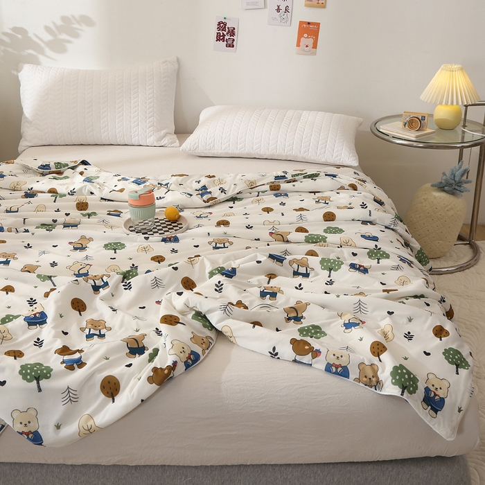 91家纺网 家纺一手货源 找家纺 薇玛仕 2026爆款新款印花凉感丝夏凉被空调被带氨自带凉感夏被 小熊乐园