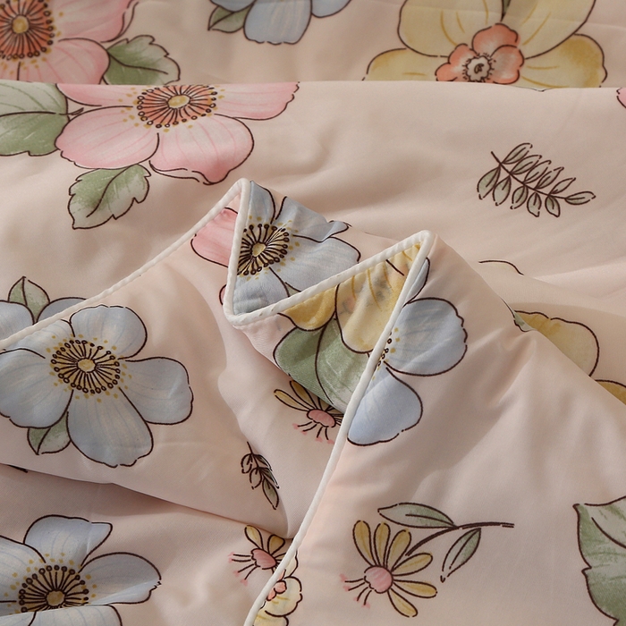 91家纺网 家纺一手货源 找家纺 薇玛仕 2026爆款新款印花凉感丝夏凉被空调被带氨自带凉感夏被 绽放