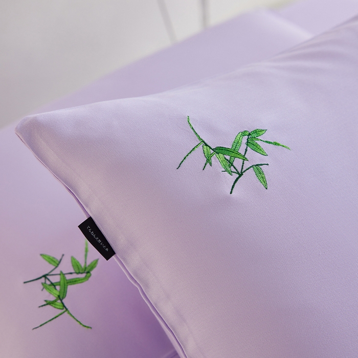 91家纺网 家纺一手货源 找家纺 春皖家纺 2026新款A类竹纤维绣花床单凉席系列-单枕套风格2 霞光紫
