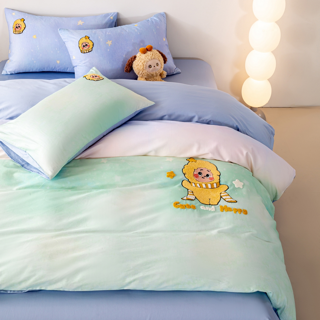 91家纺网 家纺一手货源 找家纺 卧趣家纺 2026新款A类100Pro贡缎全棉纯棉卡通毛巾绣四件套-场景一 小星星