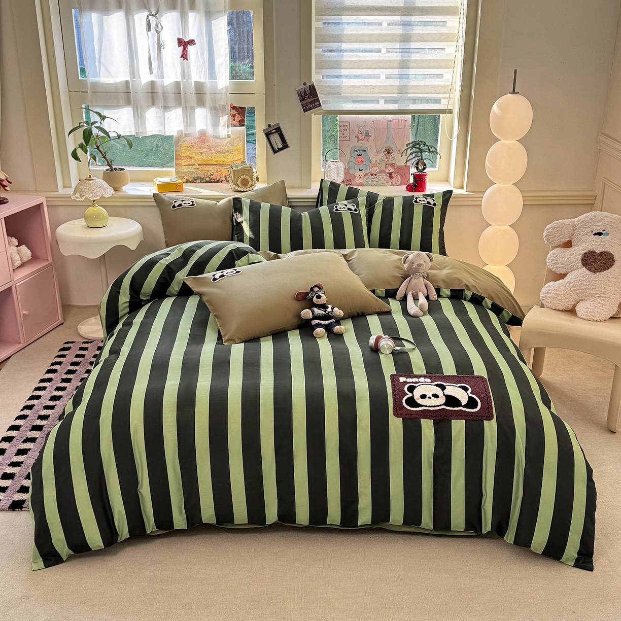 91家纺网 家纺一手货源 找家纺 卧趣家纺 2026新款A类100Pro贡缎全棉纯棉卡通毛巾绣四件套 曲奇小熊