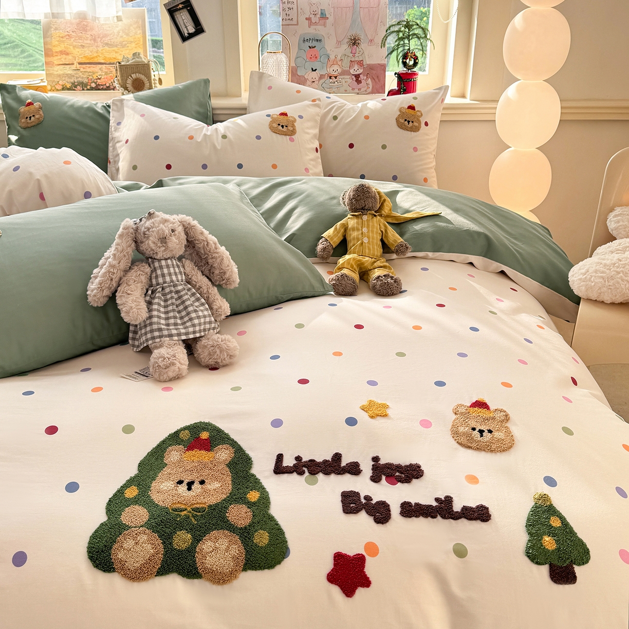 91家纺网 家纺一手货源 找家纺 卧趣家纺 2026新款A类100Pro贡缎全棉纯棉卡通毛巾绣四件套 七彩小熊