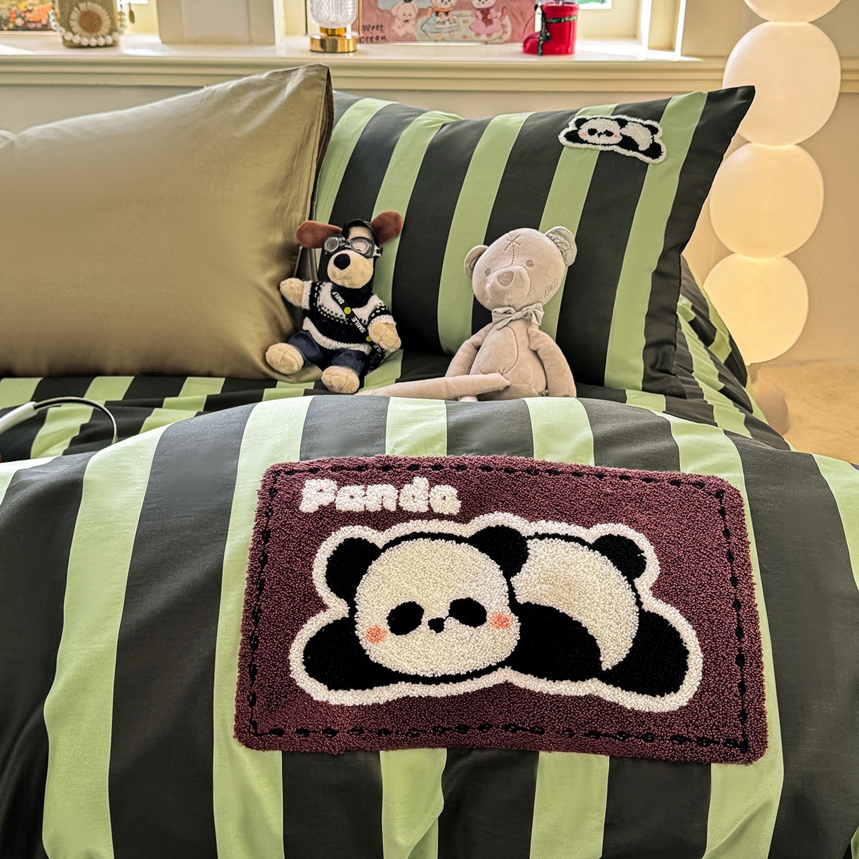 91家纺网 家纺一手货源 找家纺 卧趣家纺 2026新款A类100Pro贡缎全棉纯棉卡通毛巾绣四件套 曲奇小熊