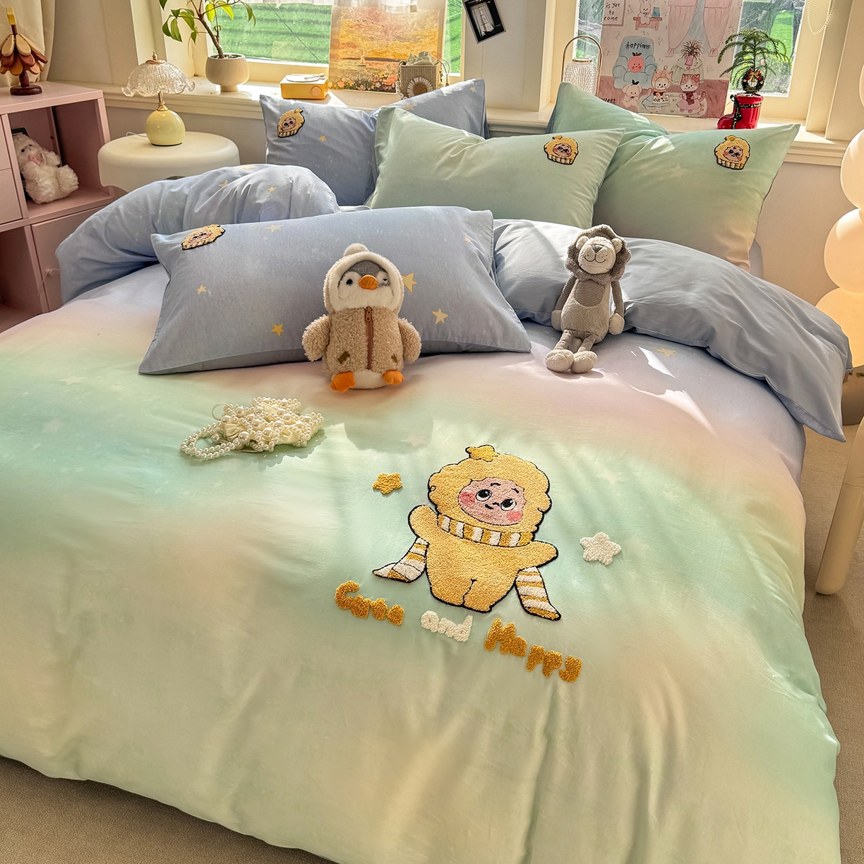 91家纺网 家纺一手货源 找家纺 卧趣家纺 2026新款A类100Pro贡缎全棉纯棉卡通毛巾绣四件套 小星星