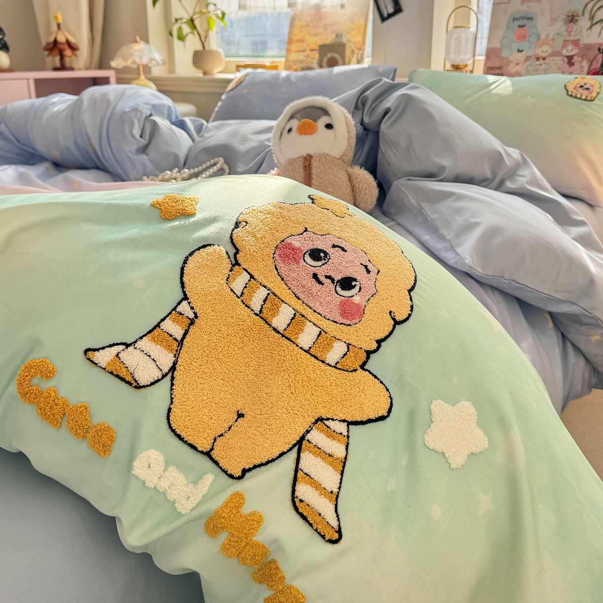 91家纺网 家纺一手货源 找家纺 卧趣家纺 2026新款A类100Pro贡缎全棉纯棉卡通毛巾绣四件套 小星星