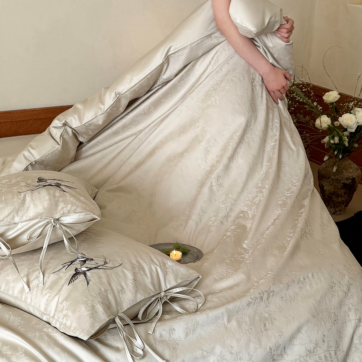 91家纺网 家纺一手货源 找家纺 （总）鹿班家居 2026春夏新款100s长绒棉纯棉刺绣提花四件套-鸢语（标准会员-20元）