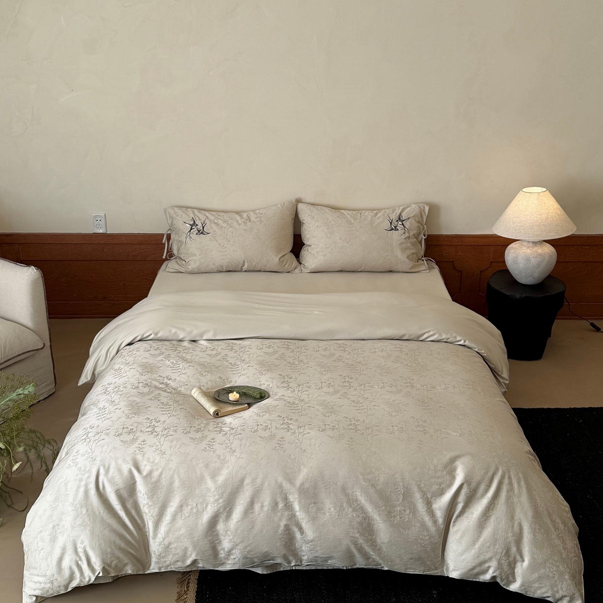 91家纺网 家纺一手货源 找家纺 （总）鹿班家居 2026春夏新款100s长绒棉纯棉刺绣提花四件套-鸢语（标准会员-20元）