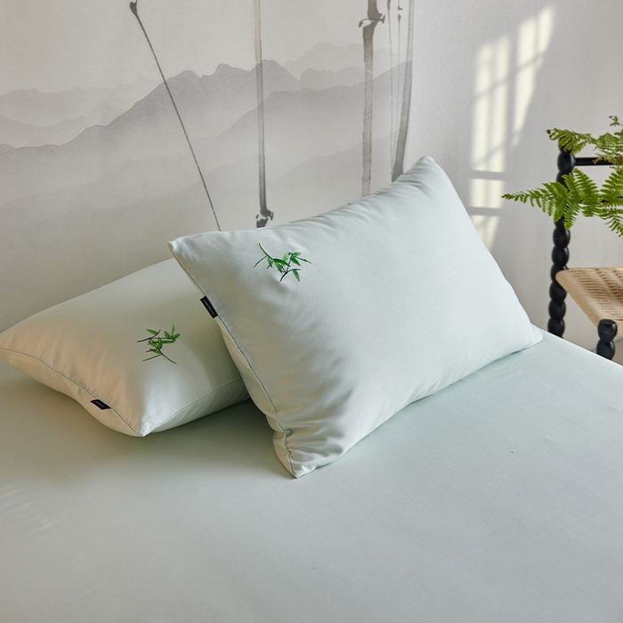 91家纺网 家纺一手货源 找家纺 春皖家纺 2026新款A类竹纤维绣花床单凉席系列-风格2 淡雅绿