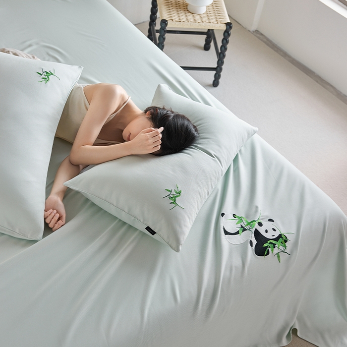 91家纺网 家纺一手货源 找家纺 春皖家纺 2026新款A类竹纤维绣花床单凉席系列-风格2 淡雅绿