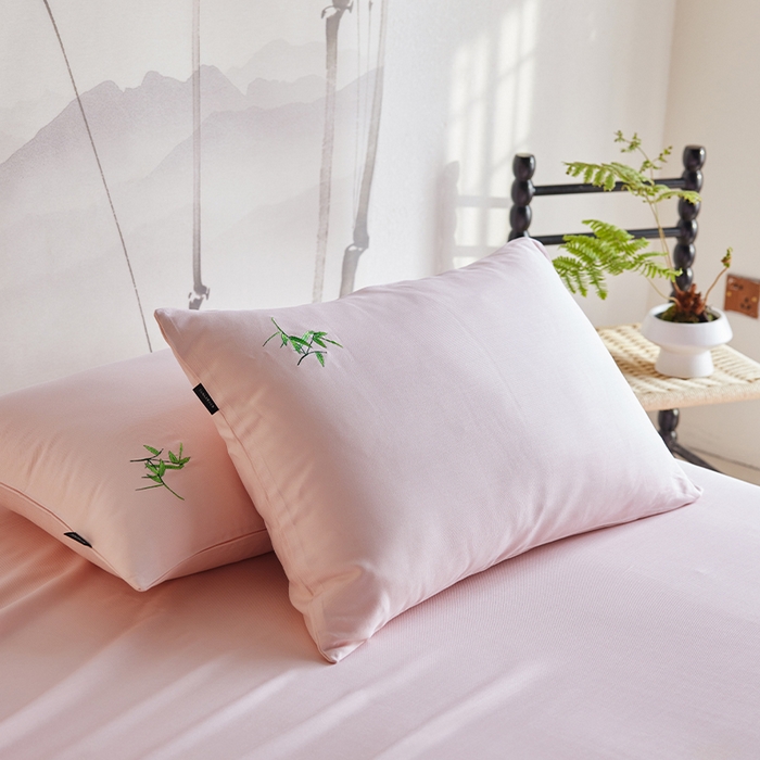 91家纺网 家纺一手货源 找家纺 春皖家纺 2026新款A类竹纤维绣花床单凉席系列-风格2 浅藕粉