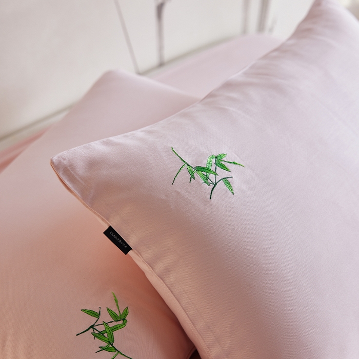 91家纺网 家纺一手货源 找家纺 春皖家纺 2026新款A类竹纤维绣花床单凉席系列-风格2 浅藕粉