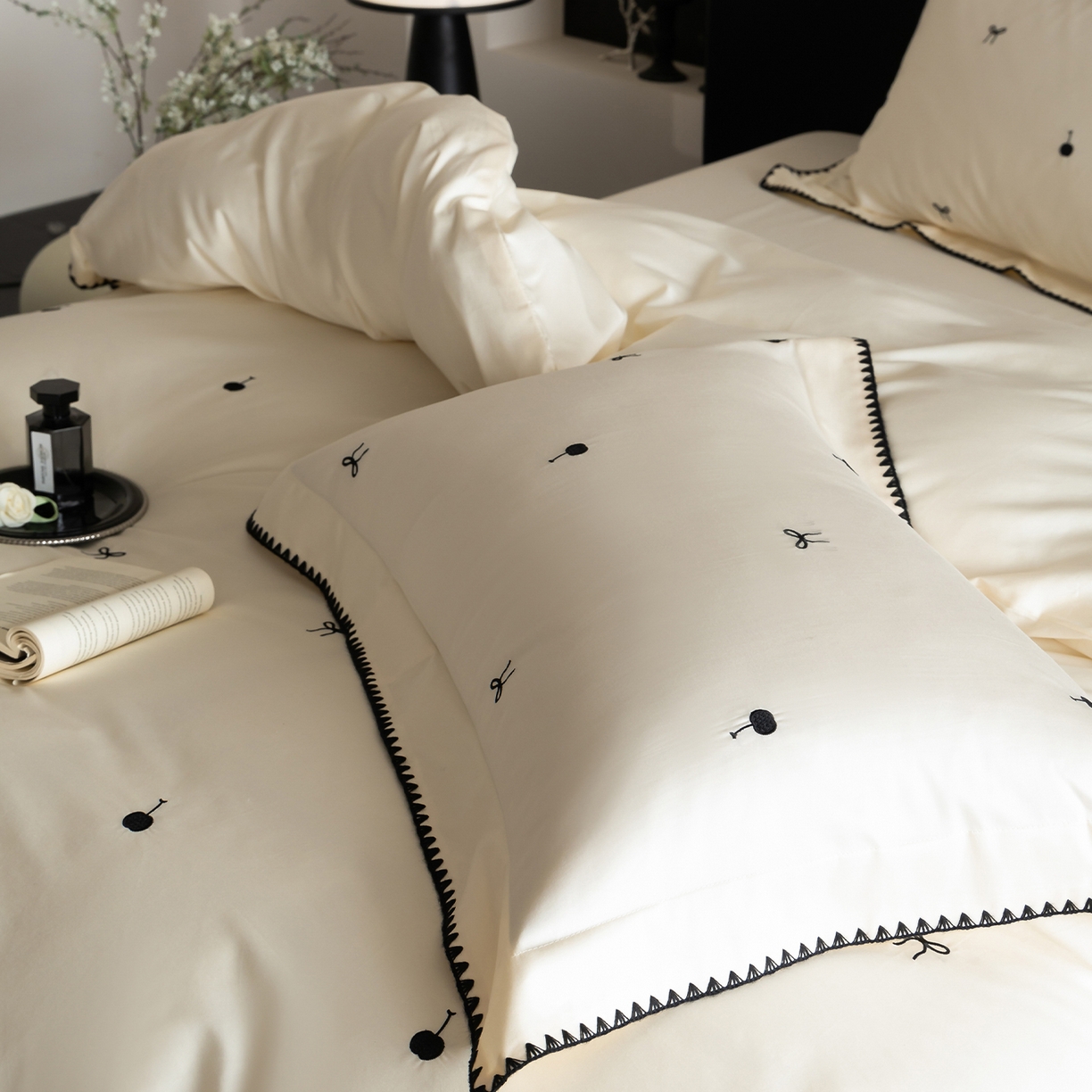 91家纺网 家纺一手货源 找家纺 （总）蓝邻家纺 2026新款全棉50s长绒棉轻奢风贝壳边四件套系列