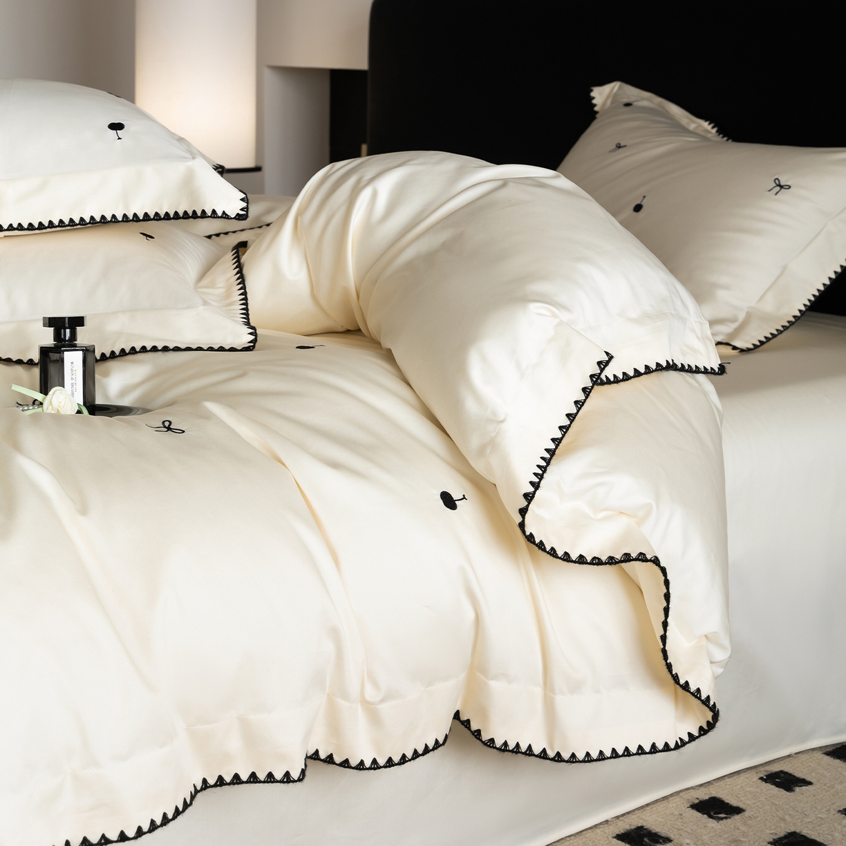 91家纺网 家纺一手货源 找家纺 （总）蓝邻家纺 2026新款全棉50s长绒棉轻奢风贝壳边四件套系列