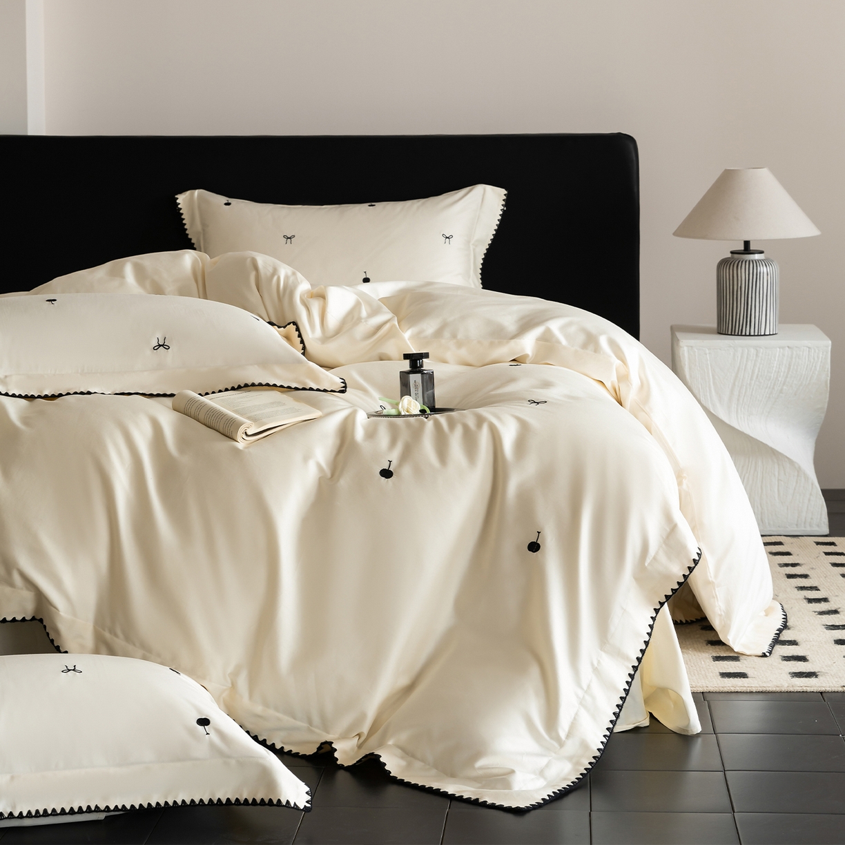 91家纺网 家纺一手货源 找家纺 （总）蓝邻家纺 2026新款全棉50s长绒棉轻奢风贝壳边四件套系列