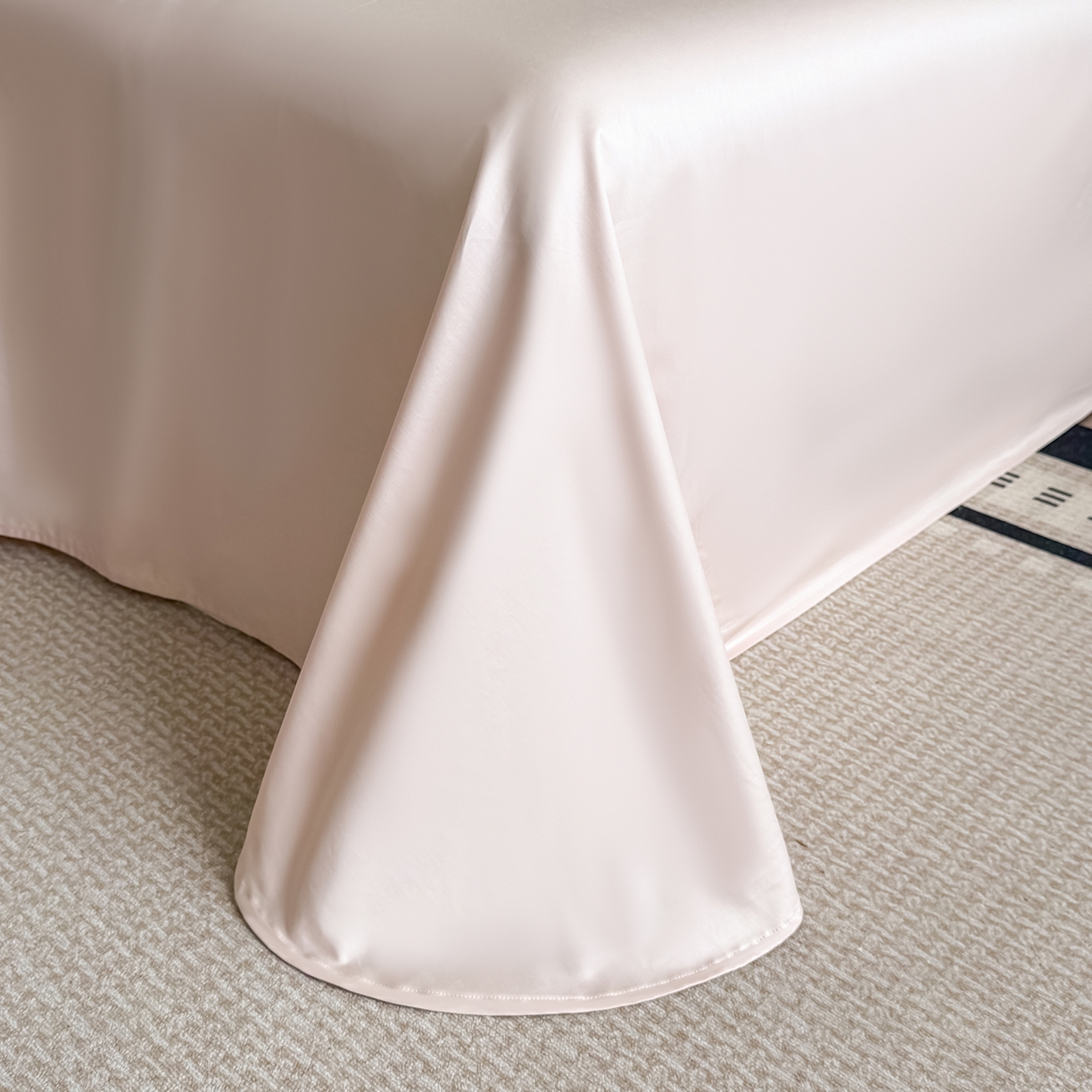 91家纺网 家纺一手货源 找家纺 （总）置顶家纺 2026新款亲肤刺绣四件套-薇朵