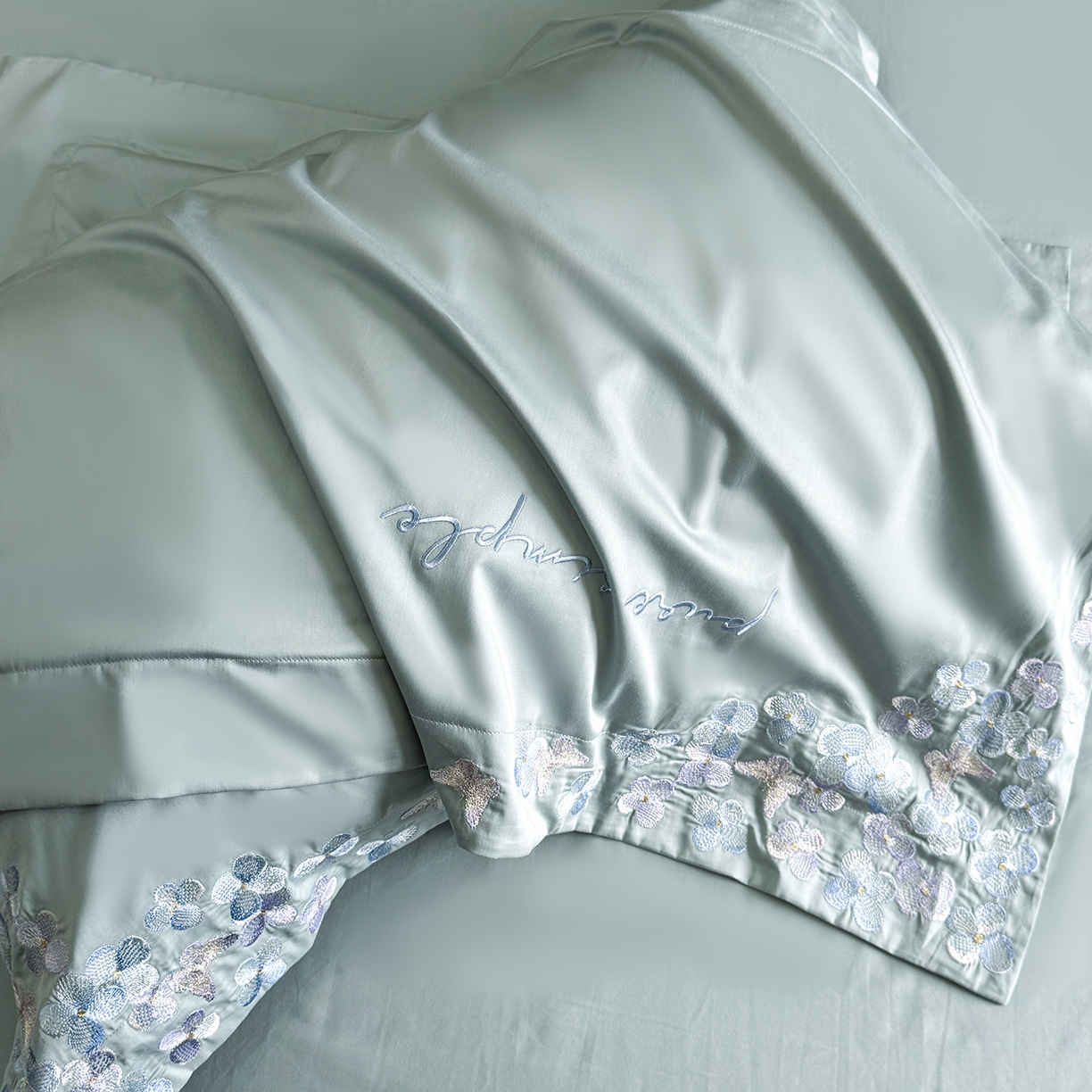 91家纺网 家纺一手货源 找家纺 置顶家纺 2026新款亲肤刺绣四件套-薇朵 薇朵-繁星蓝